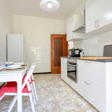 2 Bedroom Beautiful In Apartman *